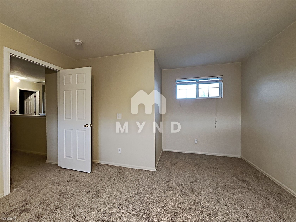 7265 Dandelion Ct - Photo 9