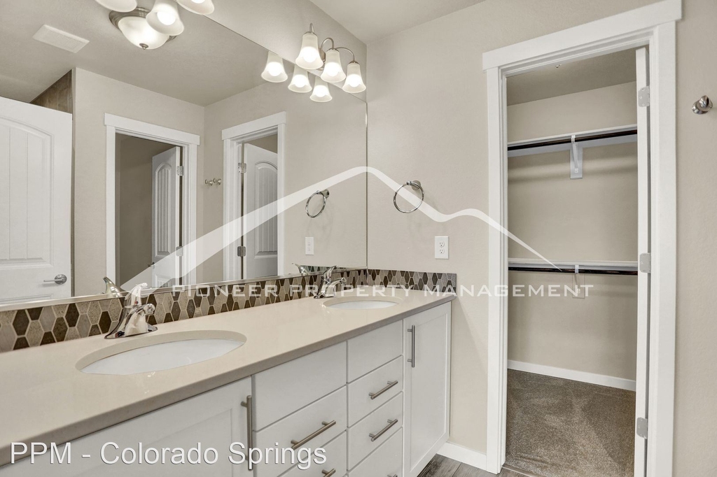 11313 Modern Meadows Loop - Photo 11