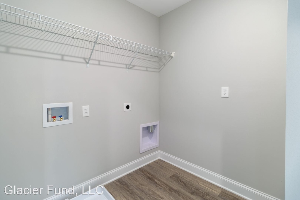 4860 Ancient Glacier Ln. (sm82) - Photo 11