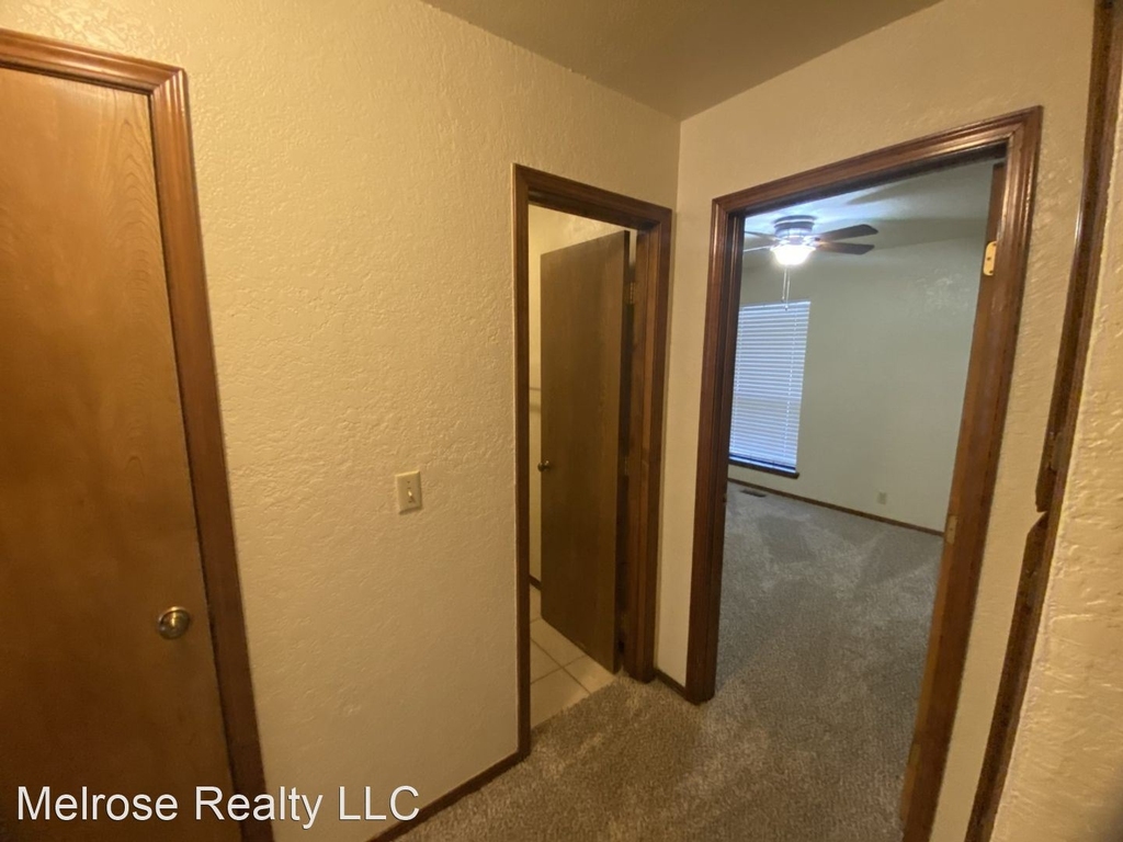 732 Rockridge Circle - Photo 13