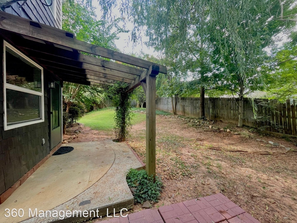 253 Solamere Lane - Photo 14