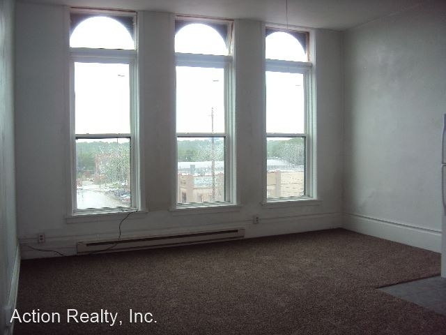 516 Central Ave - Photo 1