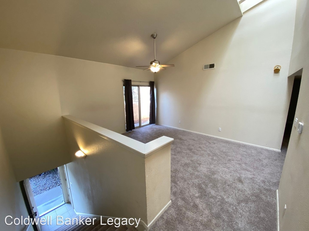 13270 Candelaria Rd. Ne - Photo 4