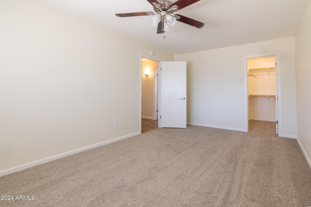 10111 W Cumberland Drive - Photo 16