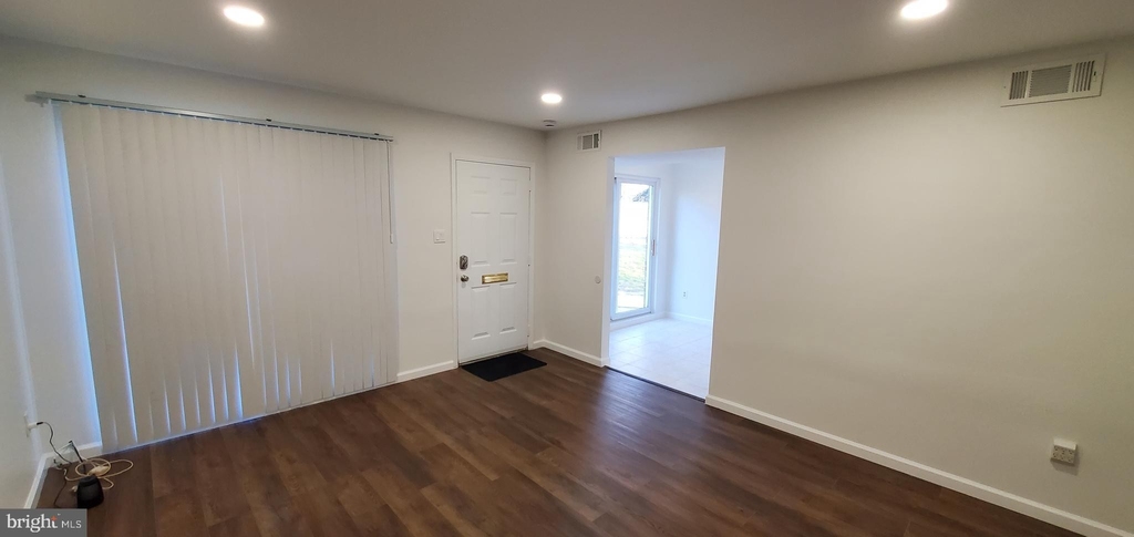 518 Germantown Court - Photo 21