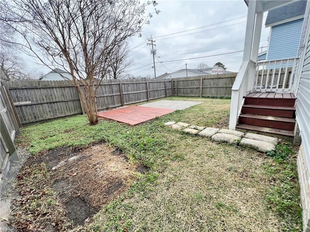 3006 Downes Street - Photo 34