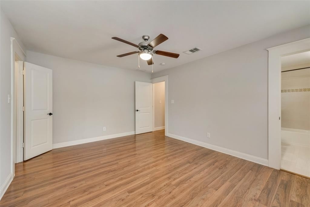 818 N Beckley Avenue - Photo 8