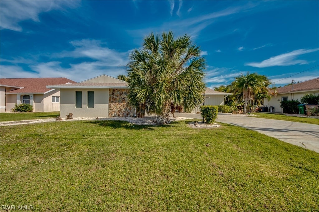 3727 Palm Tree Boulevard - Photo 2