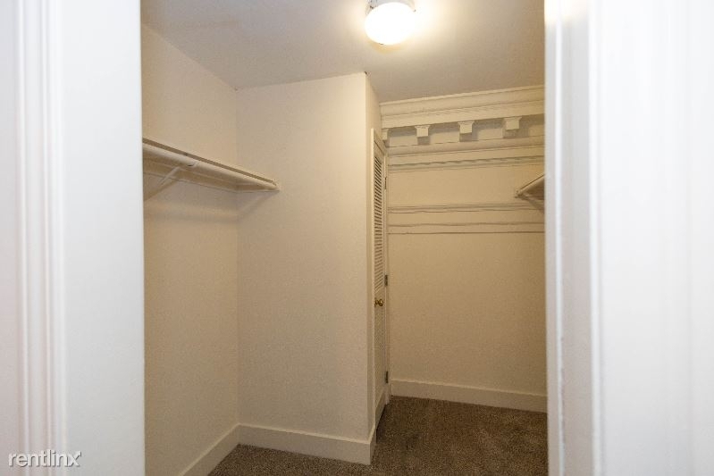 523 N Bertrand 218 - Photo 14