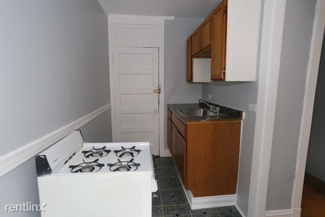 3261 W. Wrightwood, Unit Cj2 - Photo 1