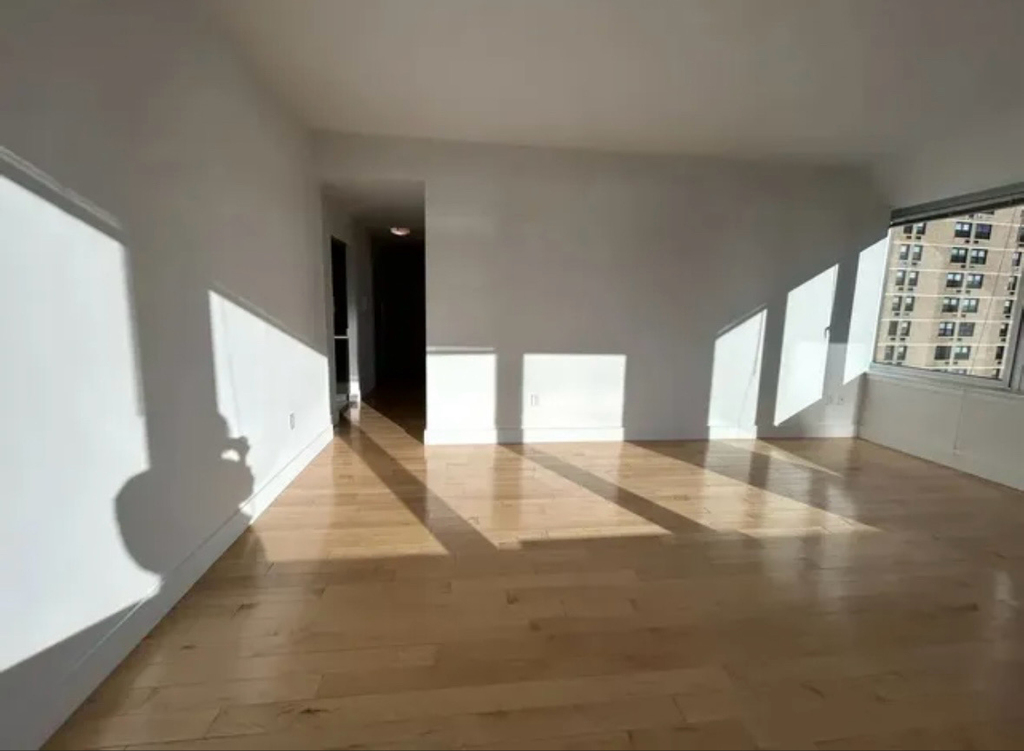 200 Water Street - Photo 2
