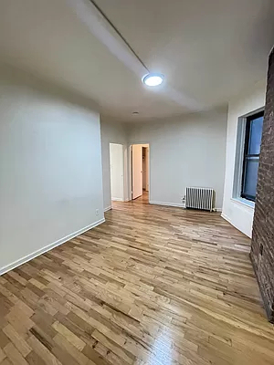 220 East 29th Street - Photo 1