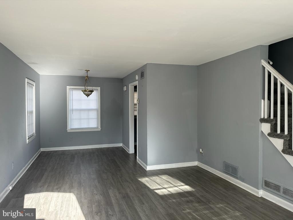 2230 Huntington Ave - Photo 3