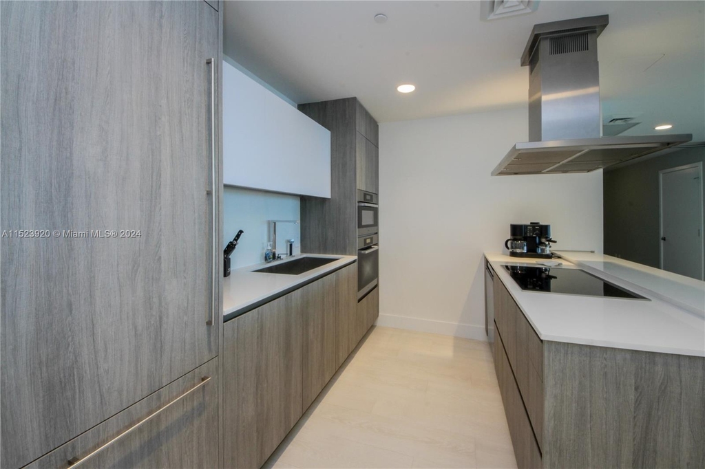 350 Ocean Dr - Photo 13