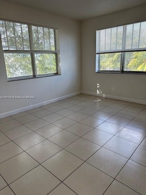 843 Sw 13th Av - Photo 2