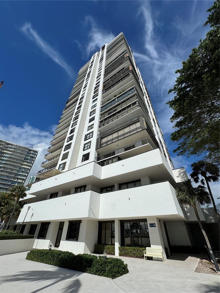 2333 Brickell Ave - Photo 31