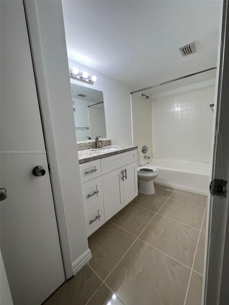 15581 Sw 104th Ter - Photo 11