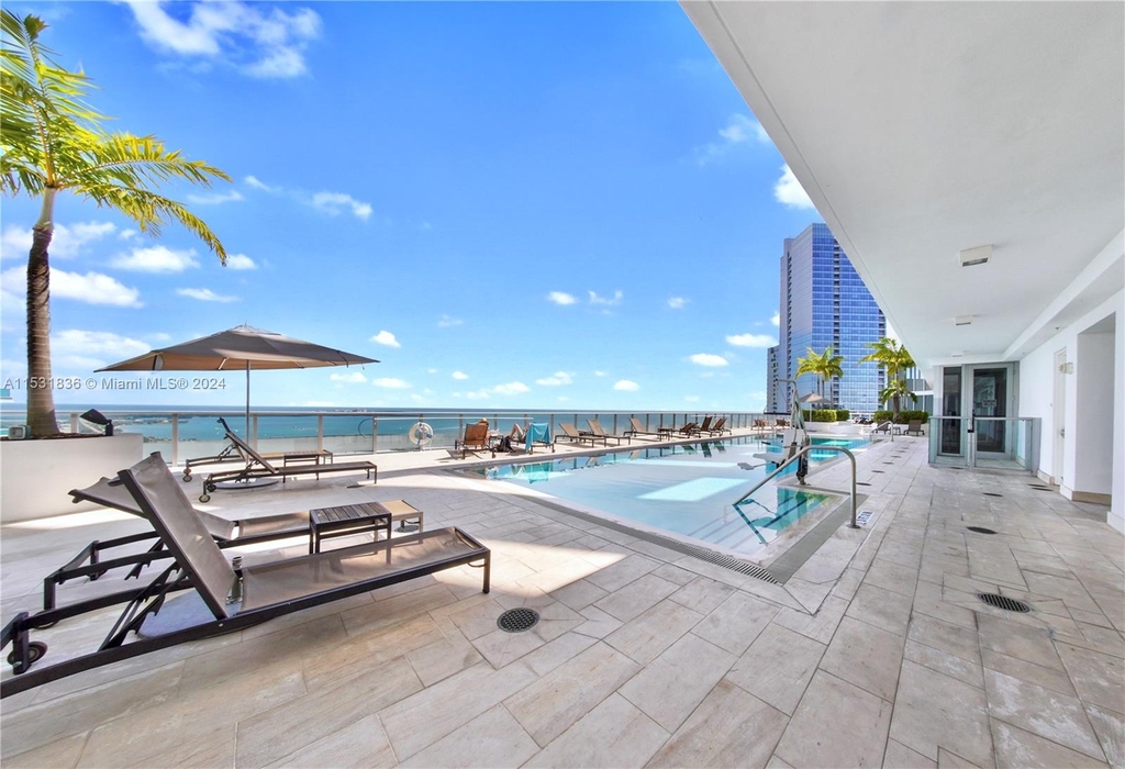 1300 Brickell Bay Dr - Photo 21