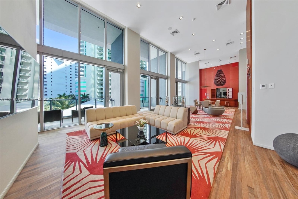 1300 Brickell Bay Dr - Photo 24