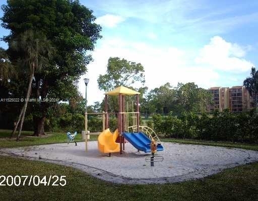 9360 Fontainebleau Blvd - Photo 3