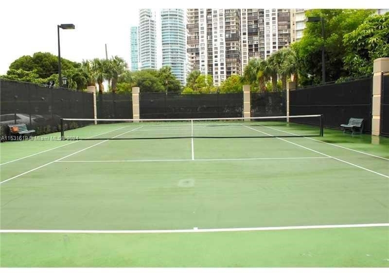 2475 Brickell Ave - Photo 2