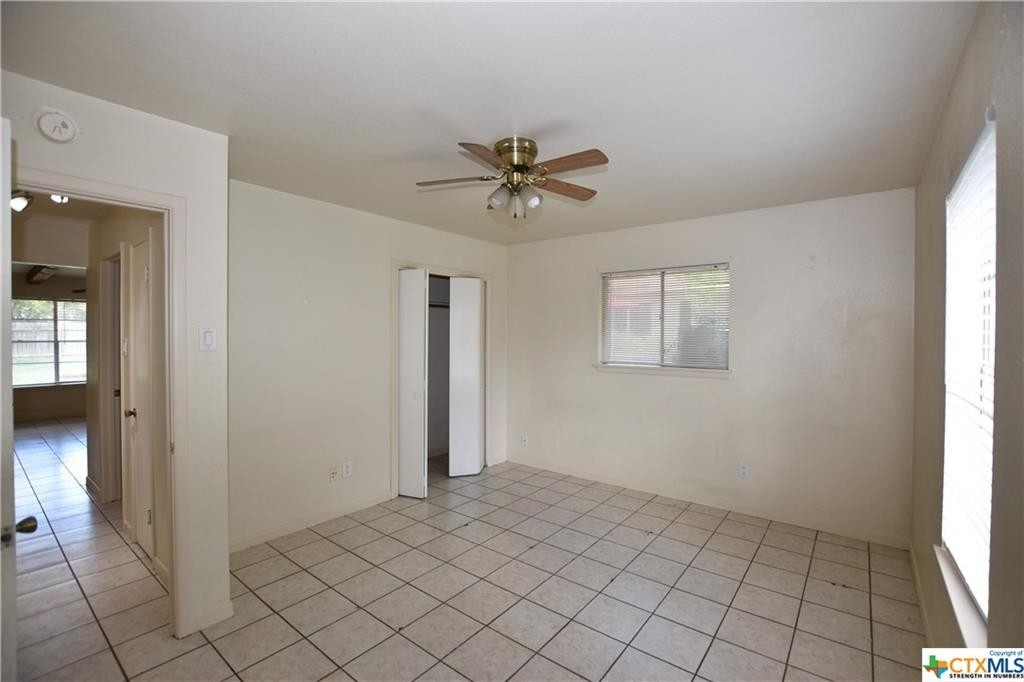 1004 Hillyer Street - Photo 2