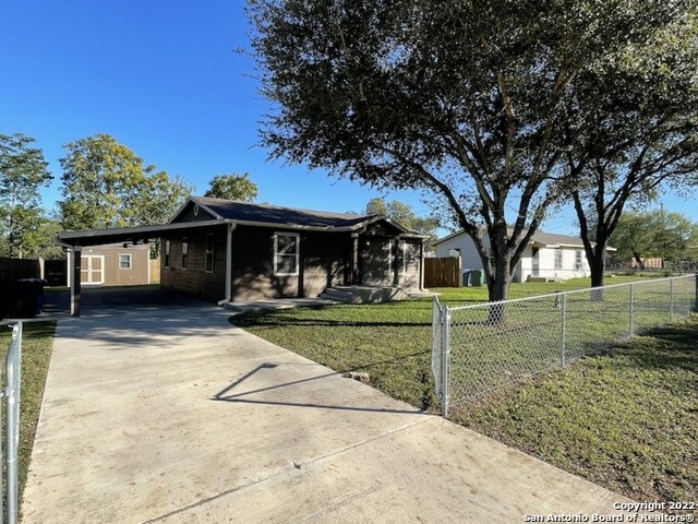 135 E Villaret Blvd - Photo 0