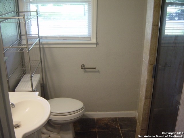 344 Devonshire Dr - Photo 13