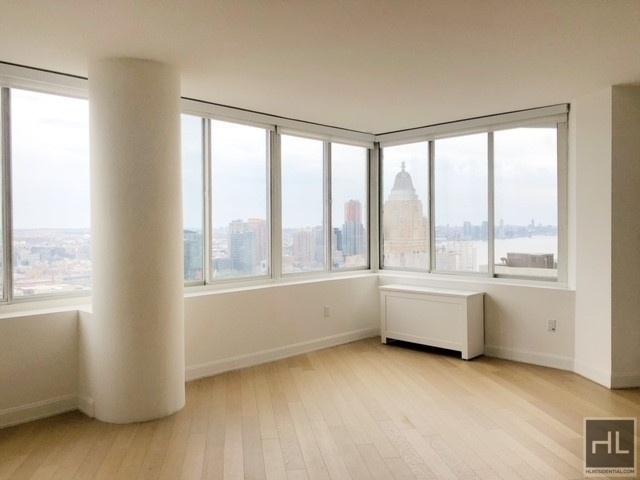 East 54 Street - Photo 4