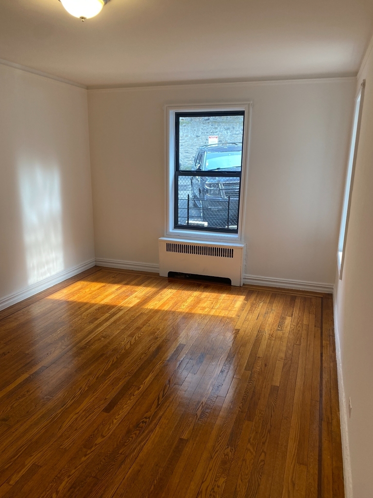 600 West 218th Street - Photo 7