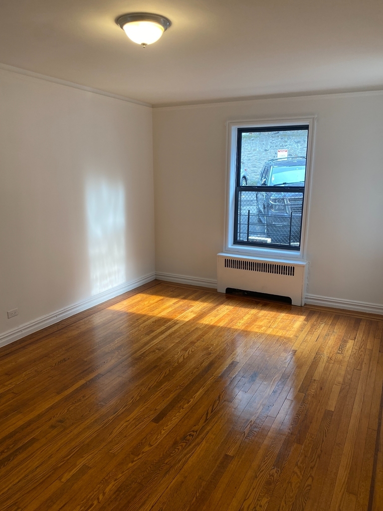 600 West 218th Street - Photo 9