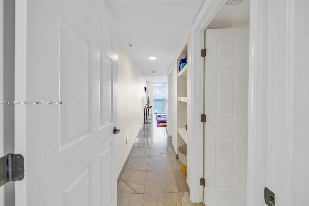 6301 Collins Ave - Photo 18