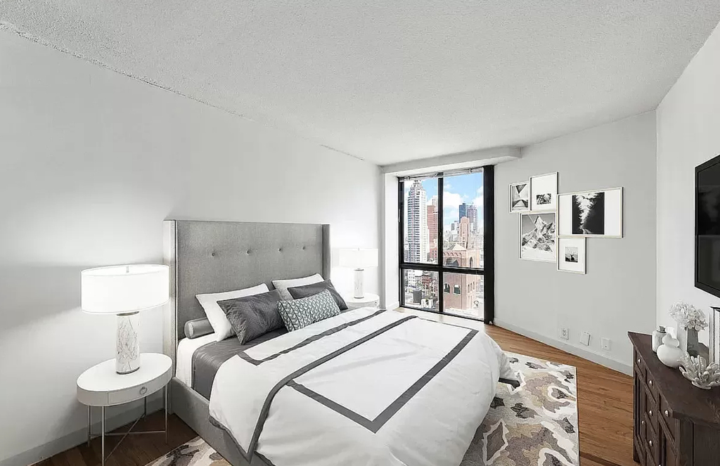 360 East 57th Street - Photo 6