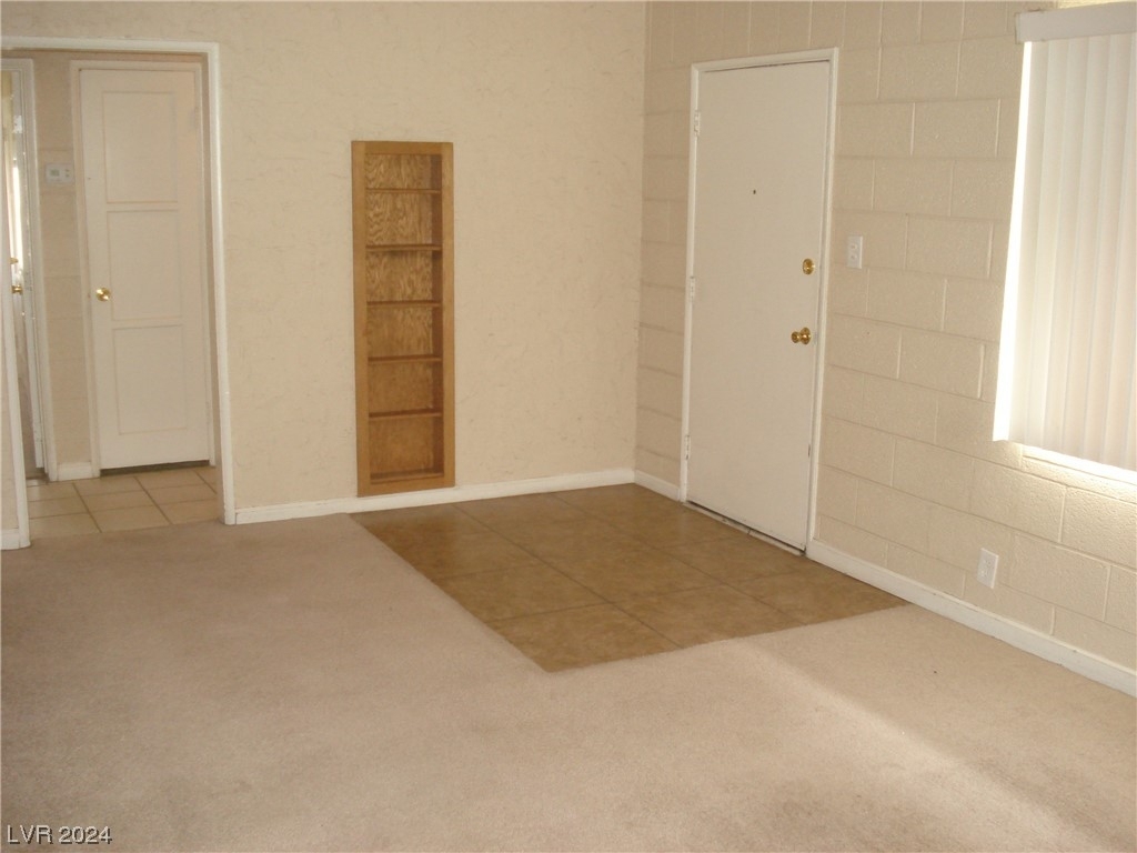 600 Essex East Drive - Photo 1