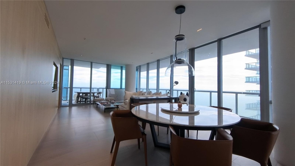 17121 Collins Ave - Photo 3