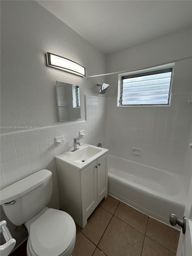 12416 Ne 12th Ct - Photo 9