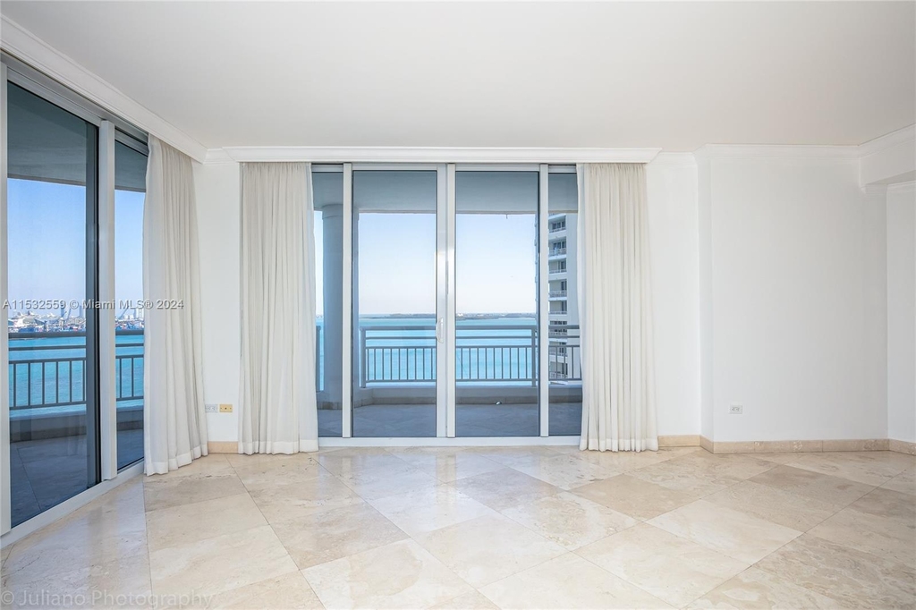 848 Brickell Key Dr - Photo 21