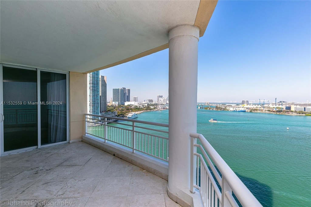 848 Brickell Key Dr - Photo 13