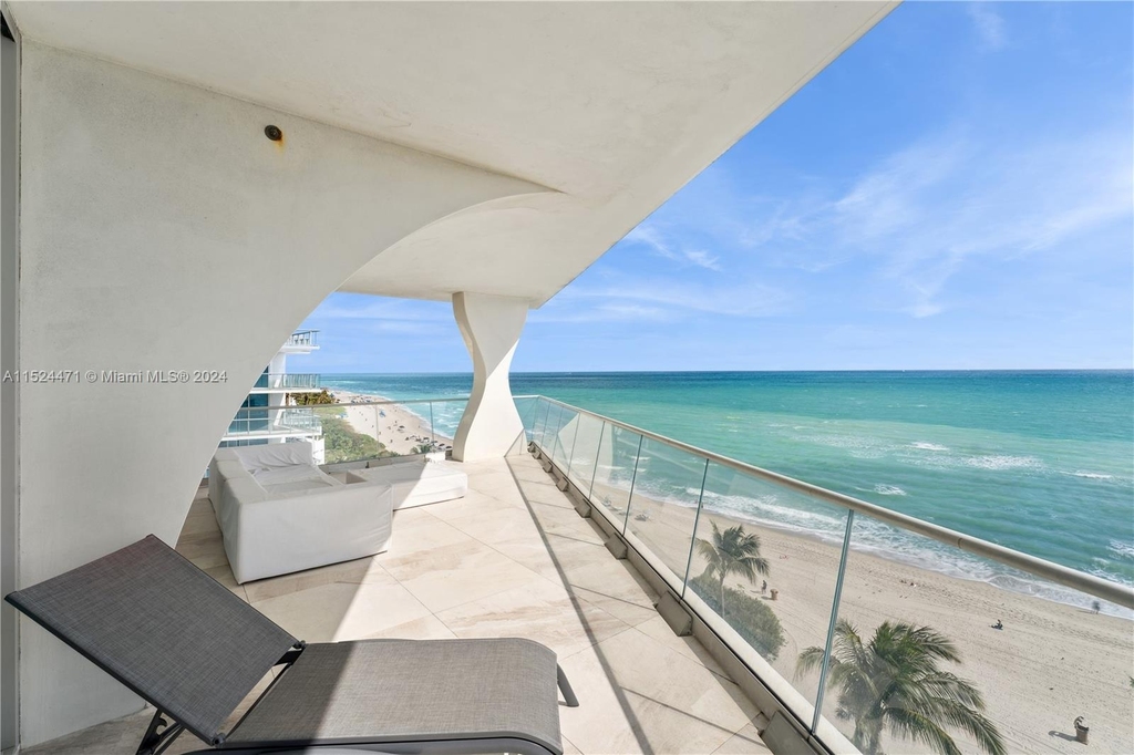 16901 Collins Ave - Photo 12