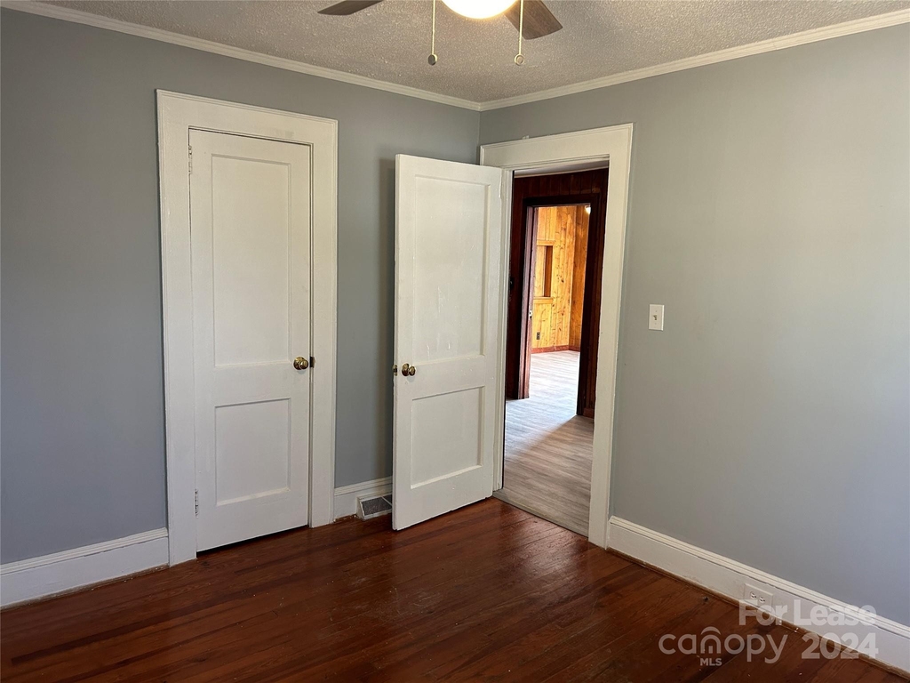 4100 Avalon Avenue - Photo 18