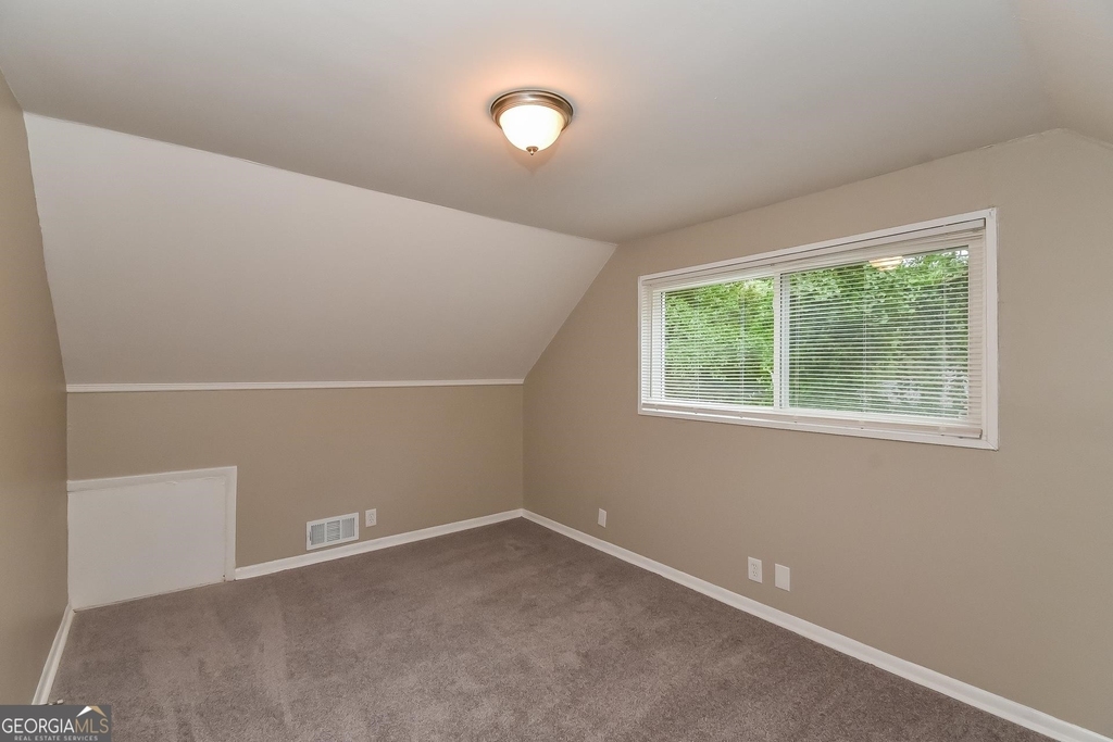 5259 Chantilly Terrace - Photo 11