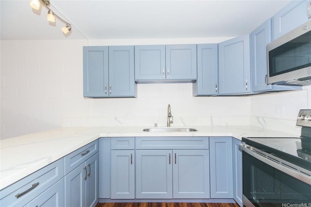 1555 Pohaku Street - Photo 2