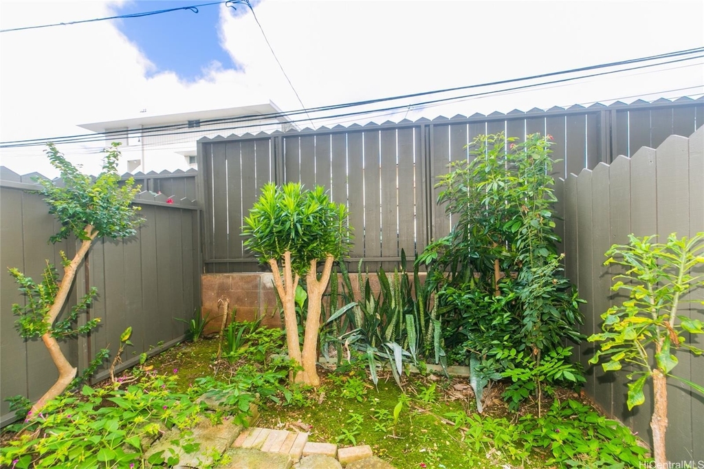 1555 Pohaku Street - Photo 5