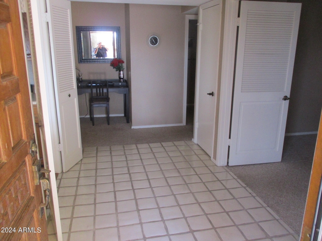 8202 N 21st Drive - Photo 2