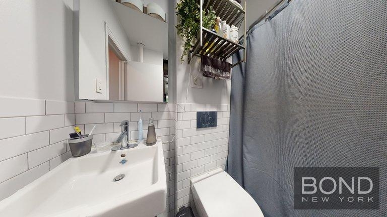 313 East 93 Street - Photo 6