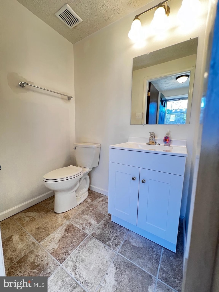 7988 Tyson Oaks Circle - Photo 5