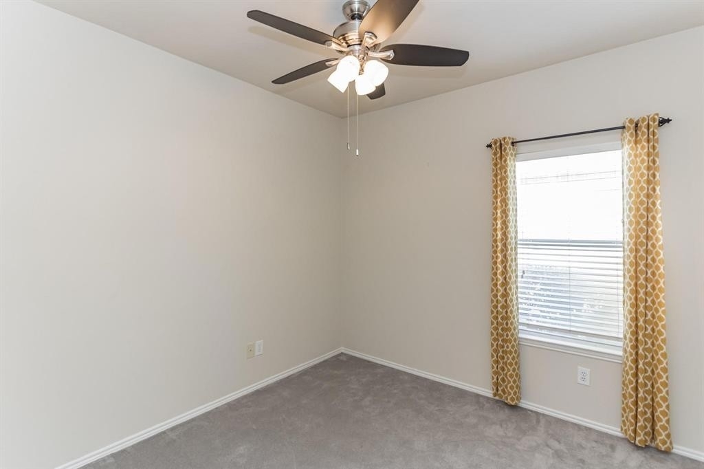 5116 Timberland Parkway - Photo 18