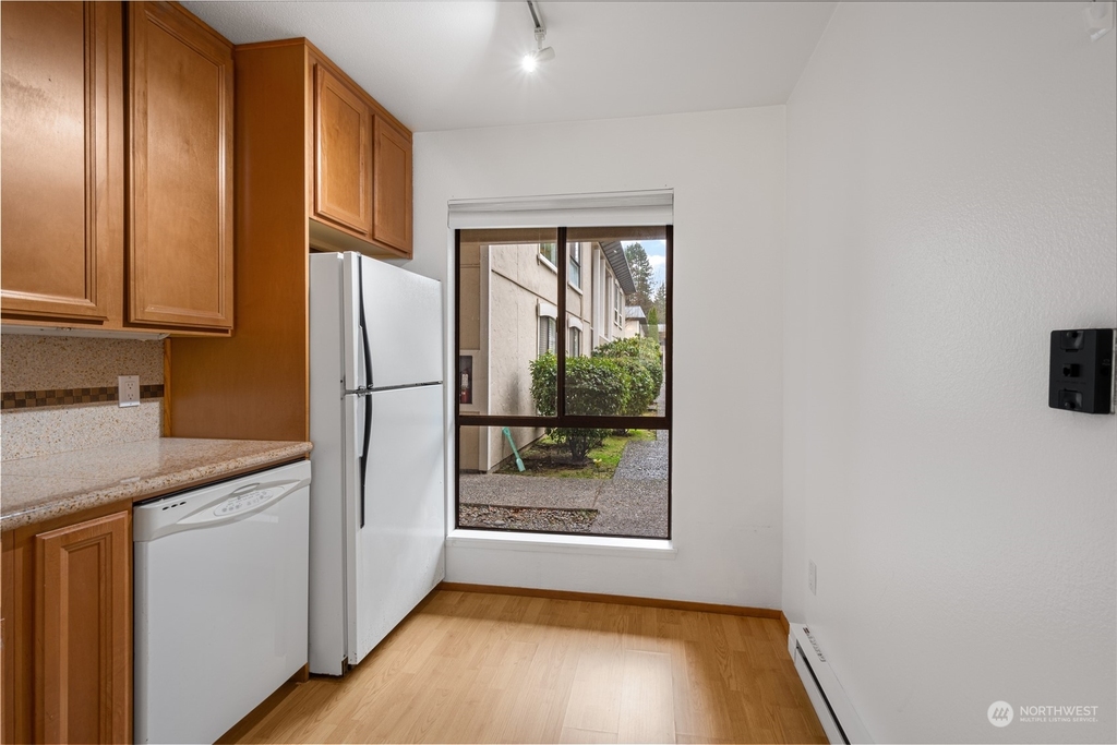 10306 Ne 16th Street - Photo 7