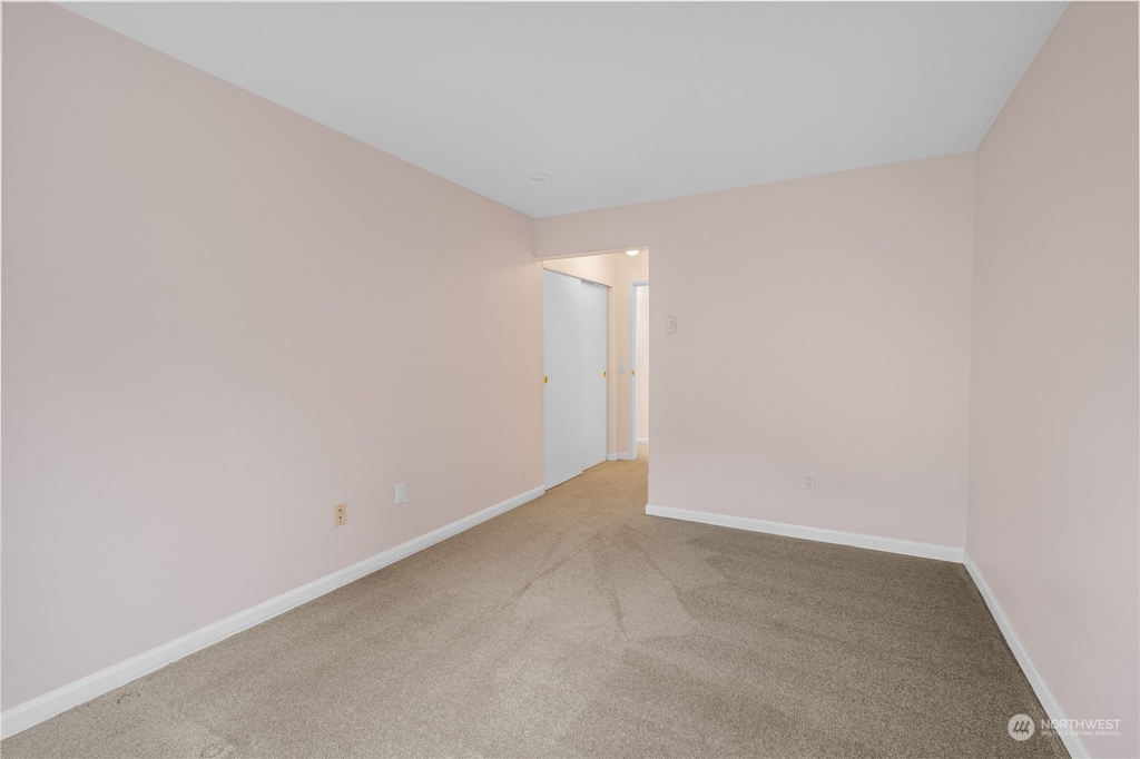 10306 Ne 16th Street - Photo 13