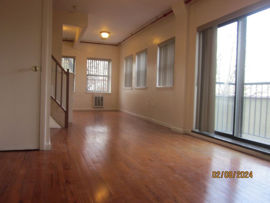 795 Grand Street brooklyn n.y. 11211 - Photo 1